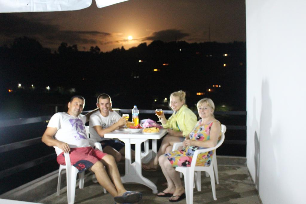 Holiday House Green Cape Batumi Hotel Mtsvane Konts'khi Buitenkant foto